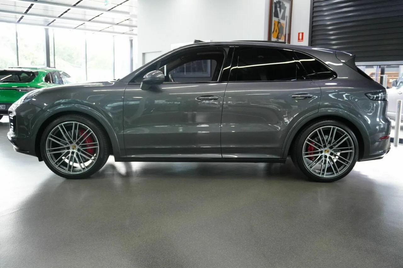 2023 Porsche Cayenne GTS Tiptronic E3 MY23, photo 11