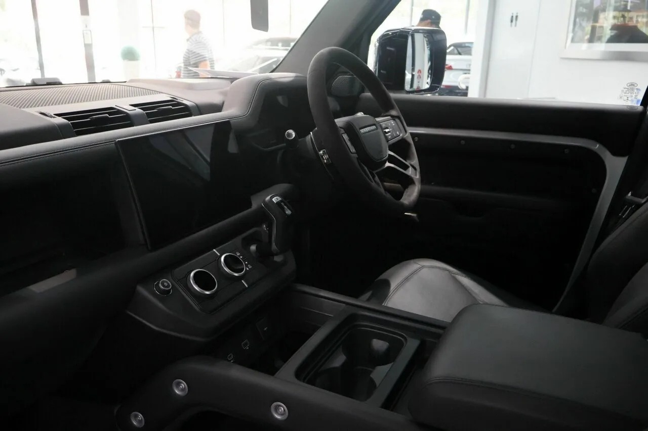 2023 Land Rover Defender 110 P525 AWD V8 L663 23.5MY, photo 14