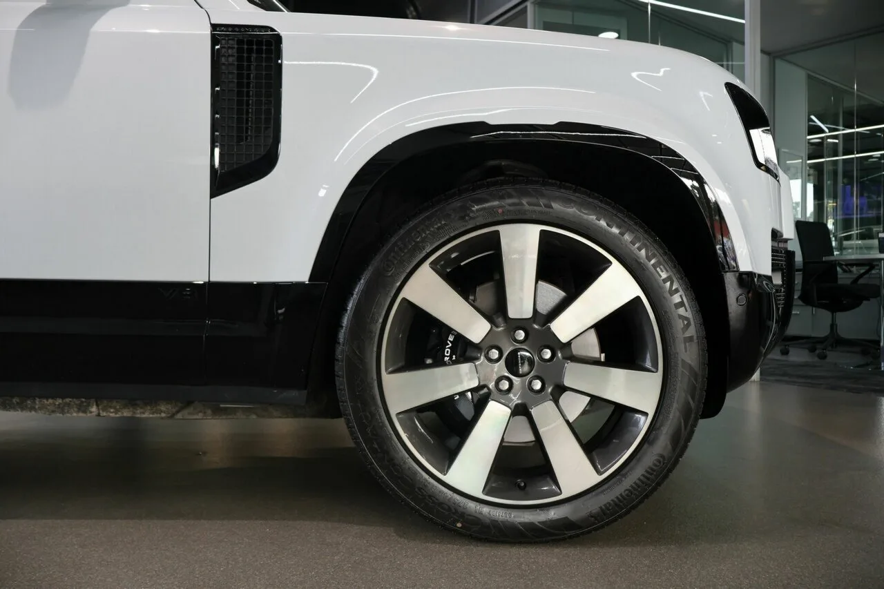 2023 Land Rover Defender 110 P525 AWD V8 L663 23.5MY, photo 17