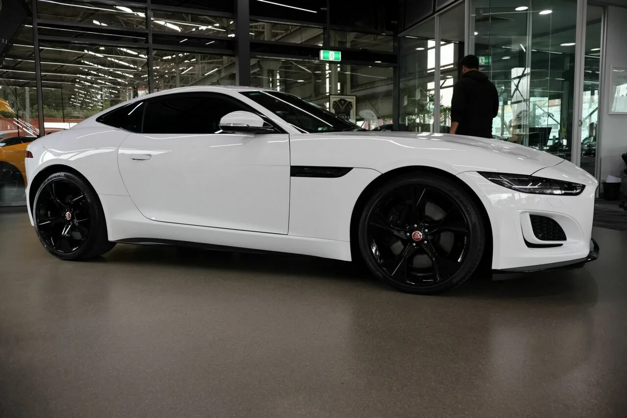 2022 Jaguar F-TYPE R-Dynamic Coupe X152 22MY, photo 4