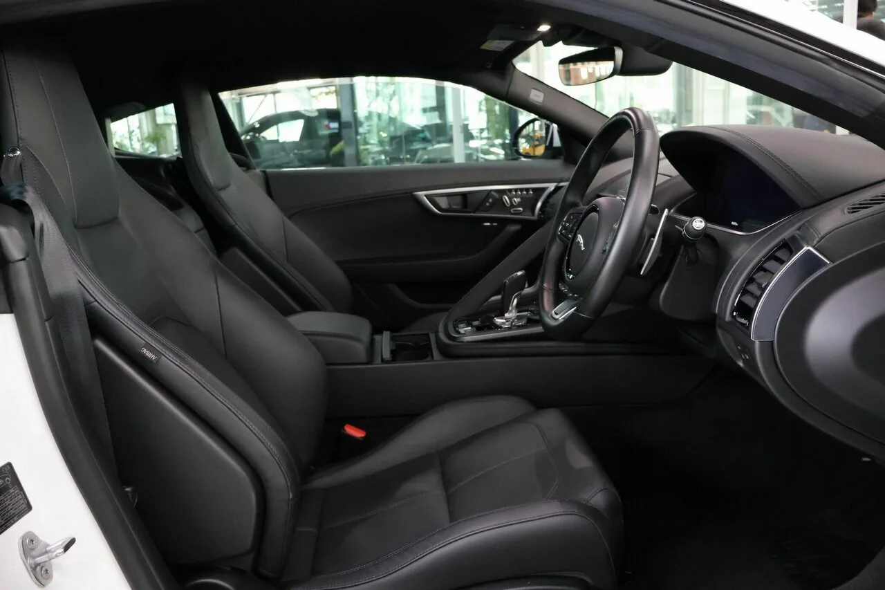 2022 Jaguar F-TYPE R-Dynamic Coupe X152 22MY, photo 5