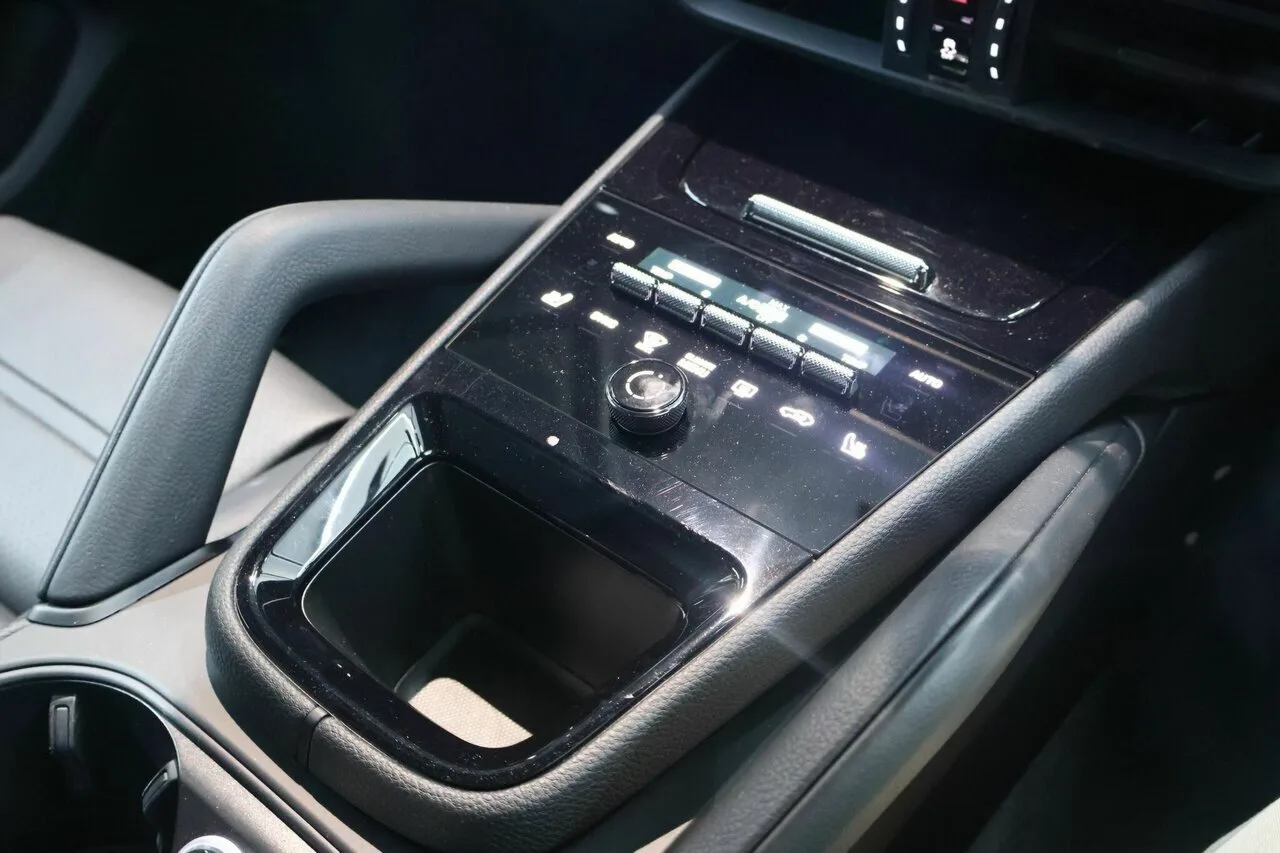 2024 Porsche Cayenne Coupe Tiptronic E3 II MY25, photo 5