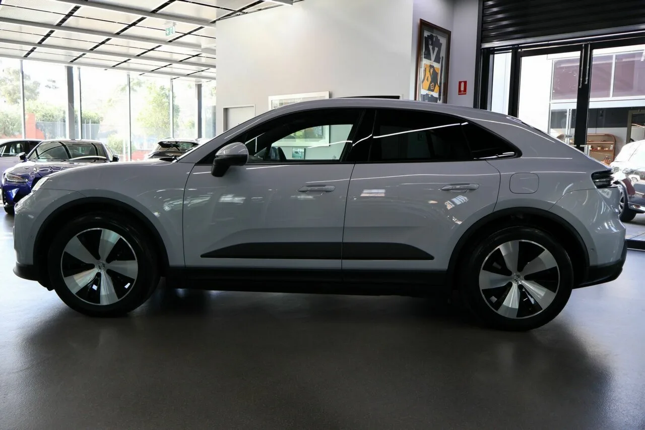 2025 Porsche Macan 4 AWD XAB MY25, photo 10