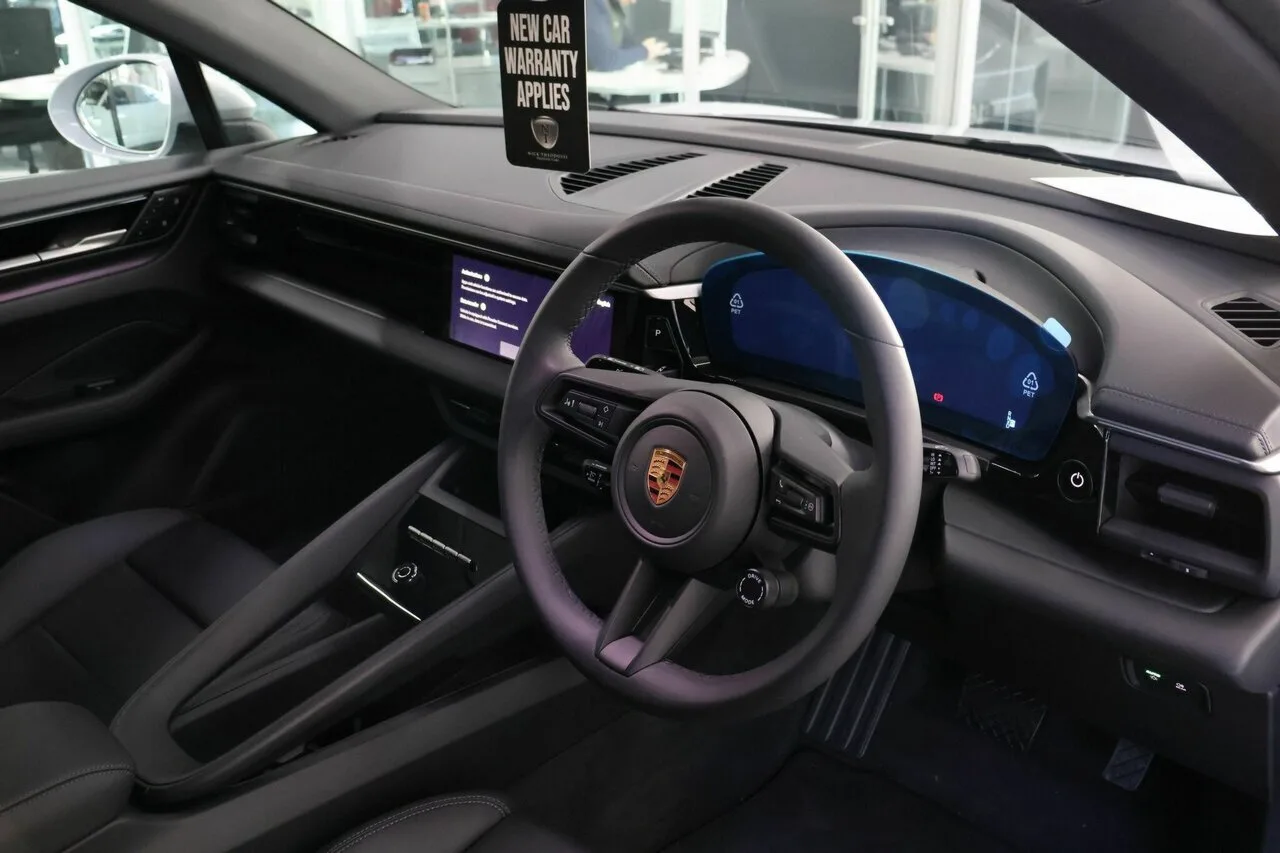 2025 Porsche Macan 4 AWD XAB MY25, photo 15