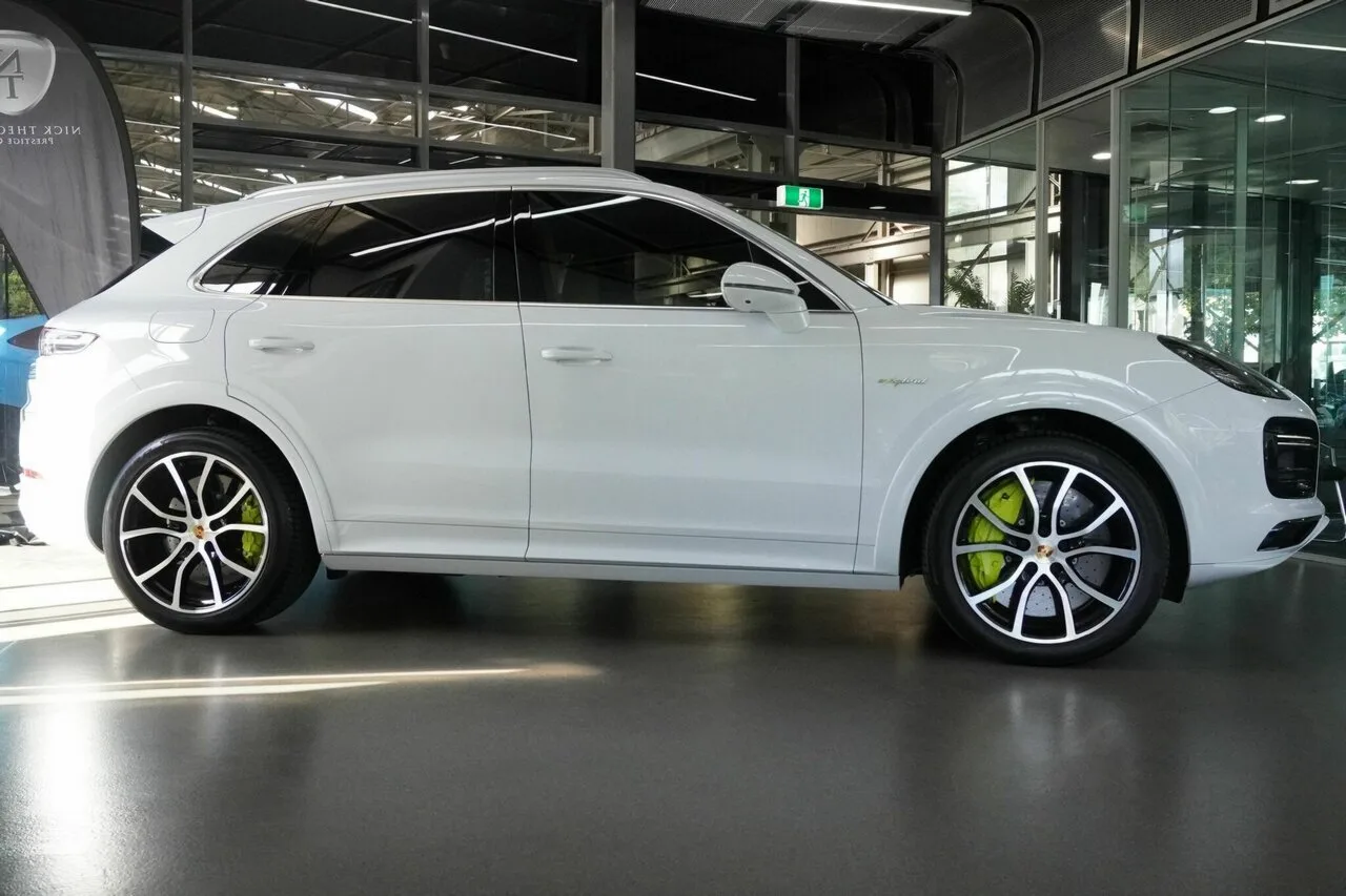 2019 Porsche Cayenne Turbo S Tiptronic E-Hybrid E3 MY20, photo 4