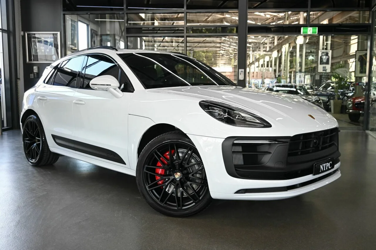 2023 Porsche Macan GTS PDK AWD 95B MY23, photo 1