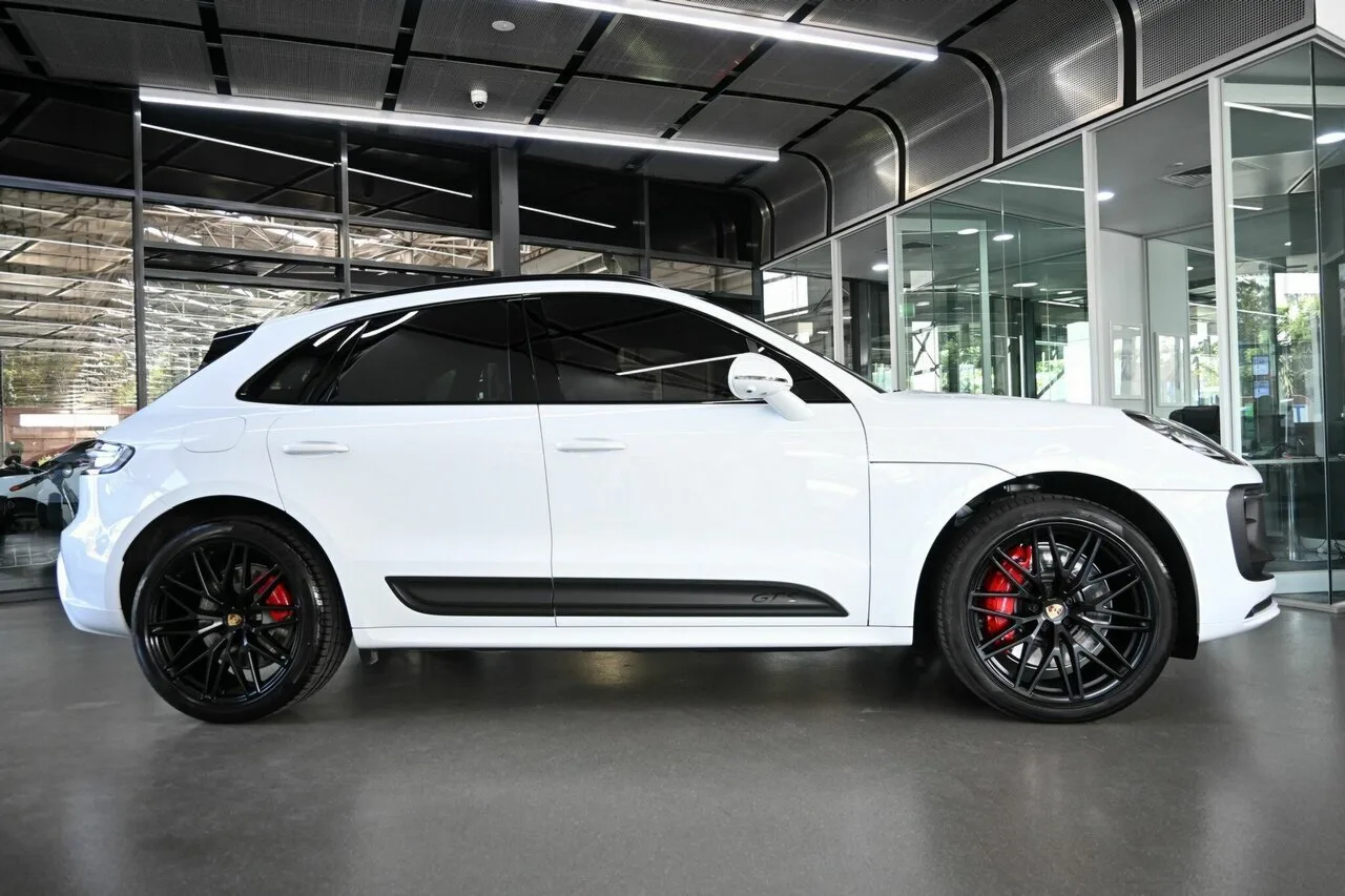 2023 Porsche Macan GTS PDK AWD 95B MY23, photo 4