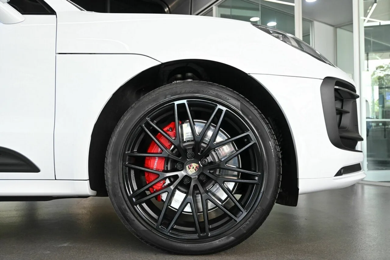 2023 Porsche Macan GTS PDK AWD 95B MY23, photo 6