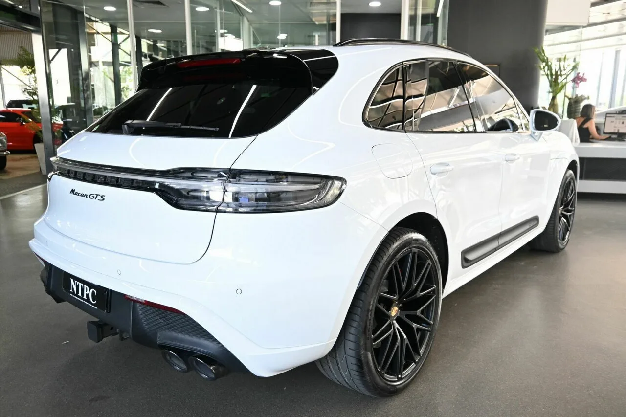 2023 Porsche Macan GTS PDK AWD 95B MY23, photo 9