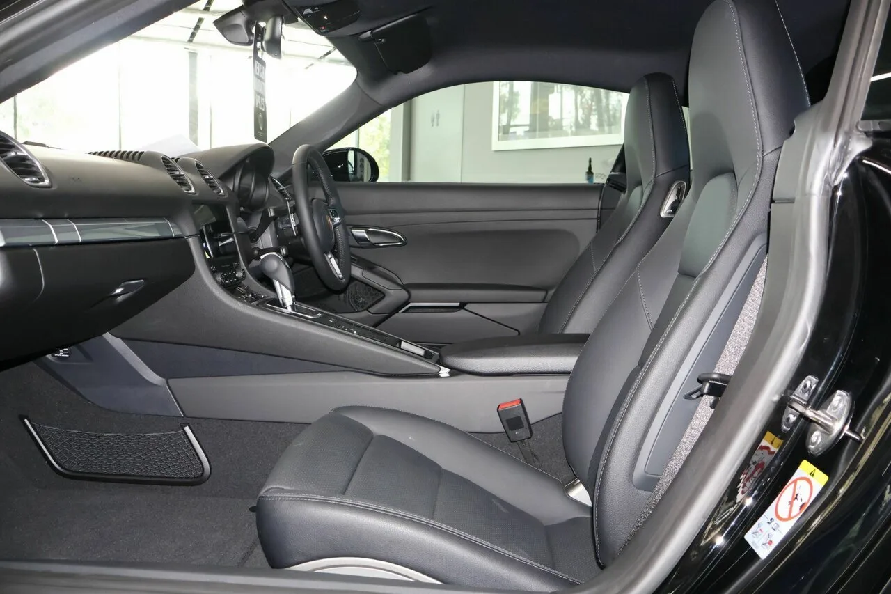 2024 Porsche 718 Cayman PDK 982 MY24, photo 11