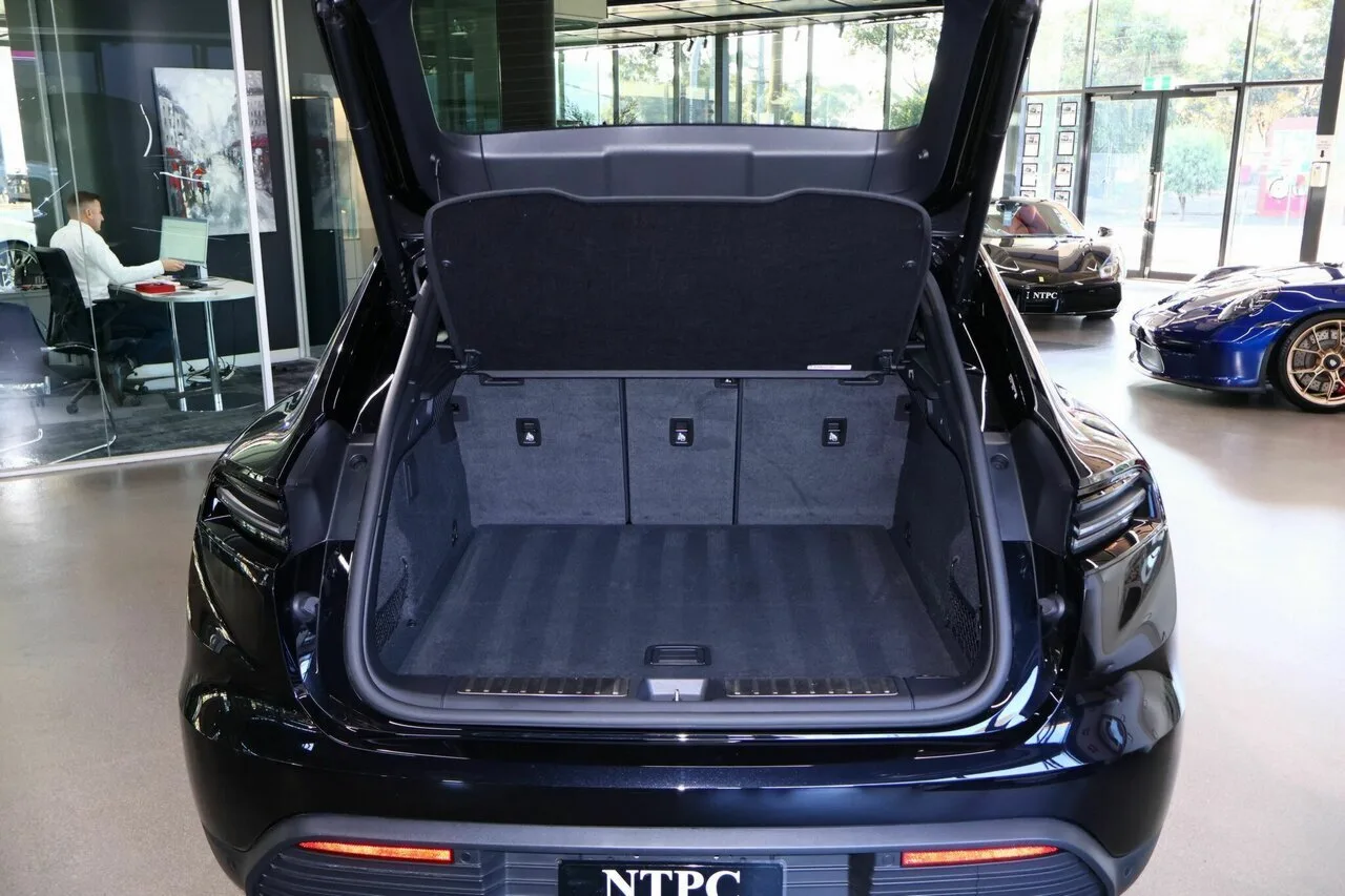 2025 Porsche Macan XAB MY25, photo 12