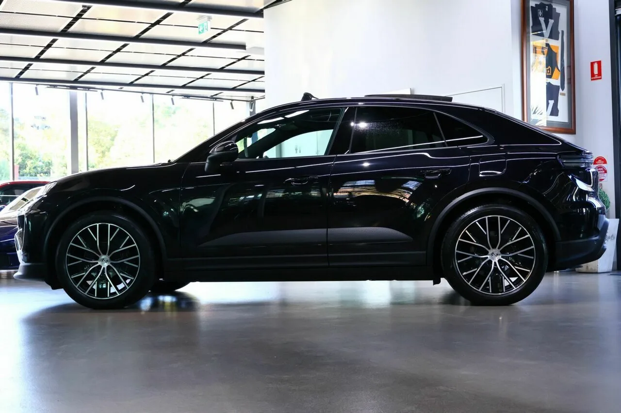 2025 Porsche Macan XAB MY25, photo 16