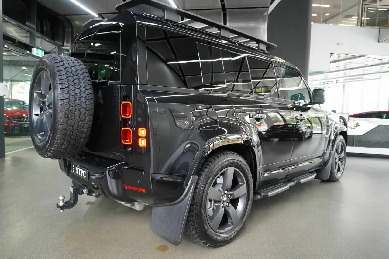 2025 Land Rover Defender 110 P400 AWD X-Dynamic SE L663 25.5MY, photo 6