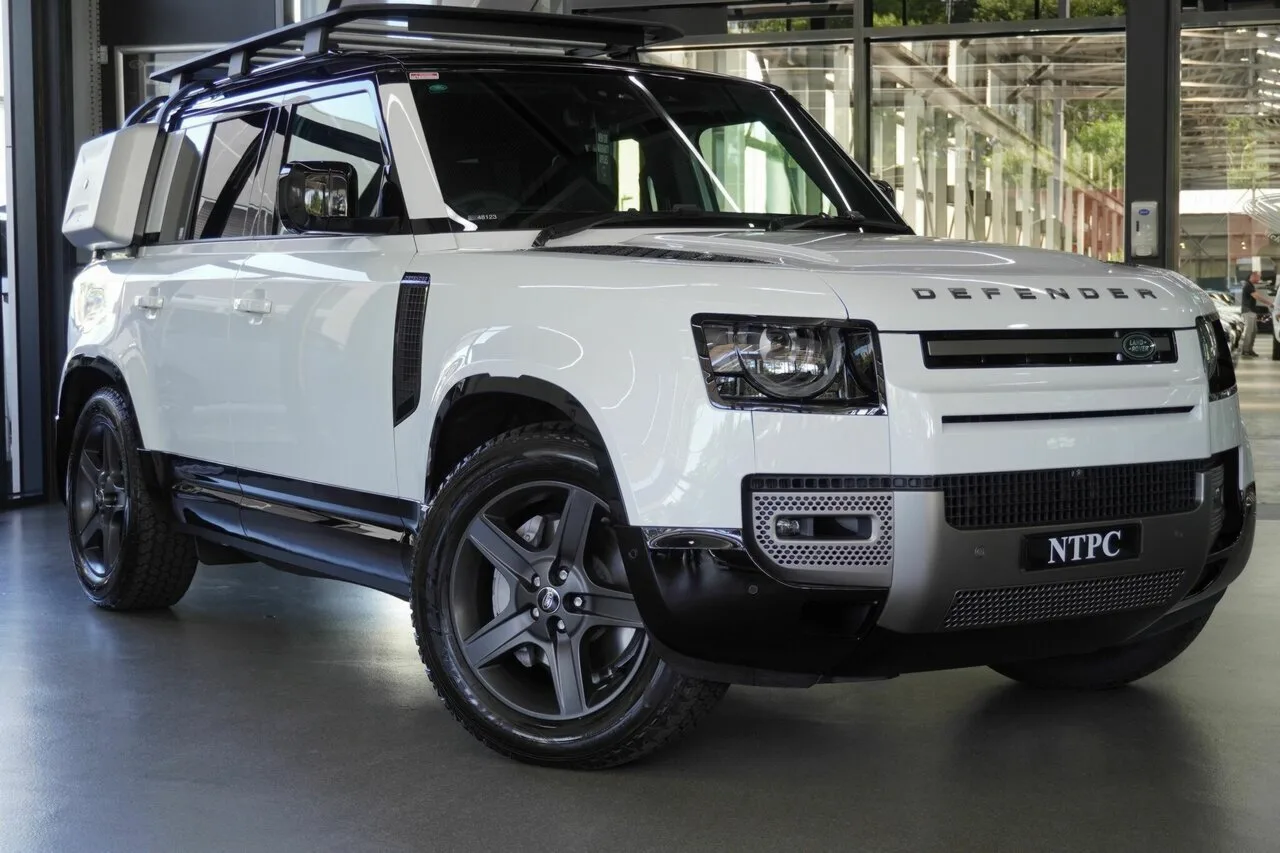 2025 Land Rover Defender 110 P400 AWD X-Dynamic SE L663 25.5MY, photo 1