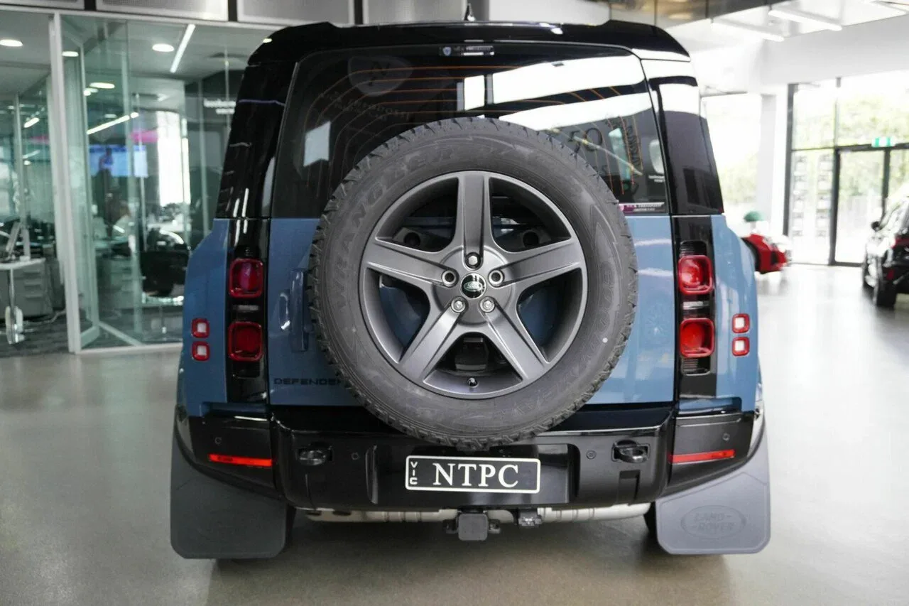 2025 Land Rover Defender 110 D350 AWD X-Dynamic SE L663 25.5MY, photo 8