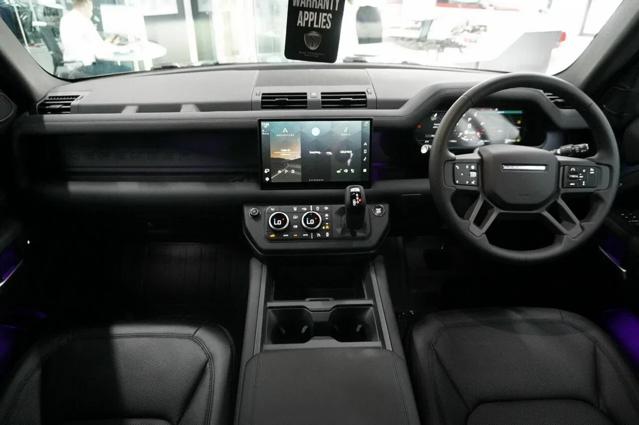 2025 Land Rover Defender 110 D350 AWD X-Dynamic SE L663 25.5MY, photo 15
