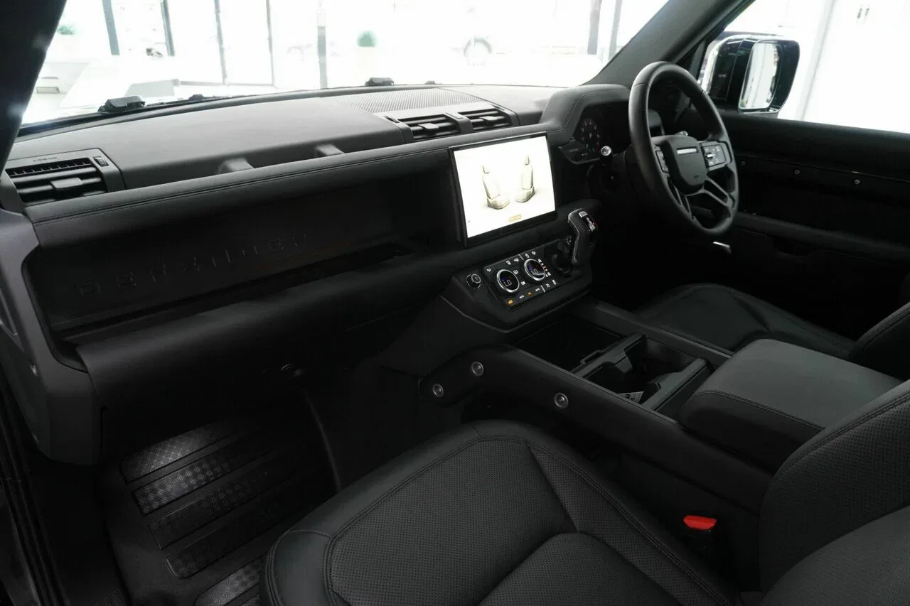 2025 Land Rover Defender 110 P400 AWD X-Dynamic HSE L663 25.5MY, photo 15