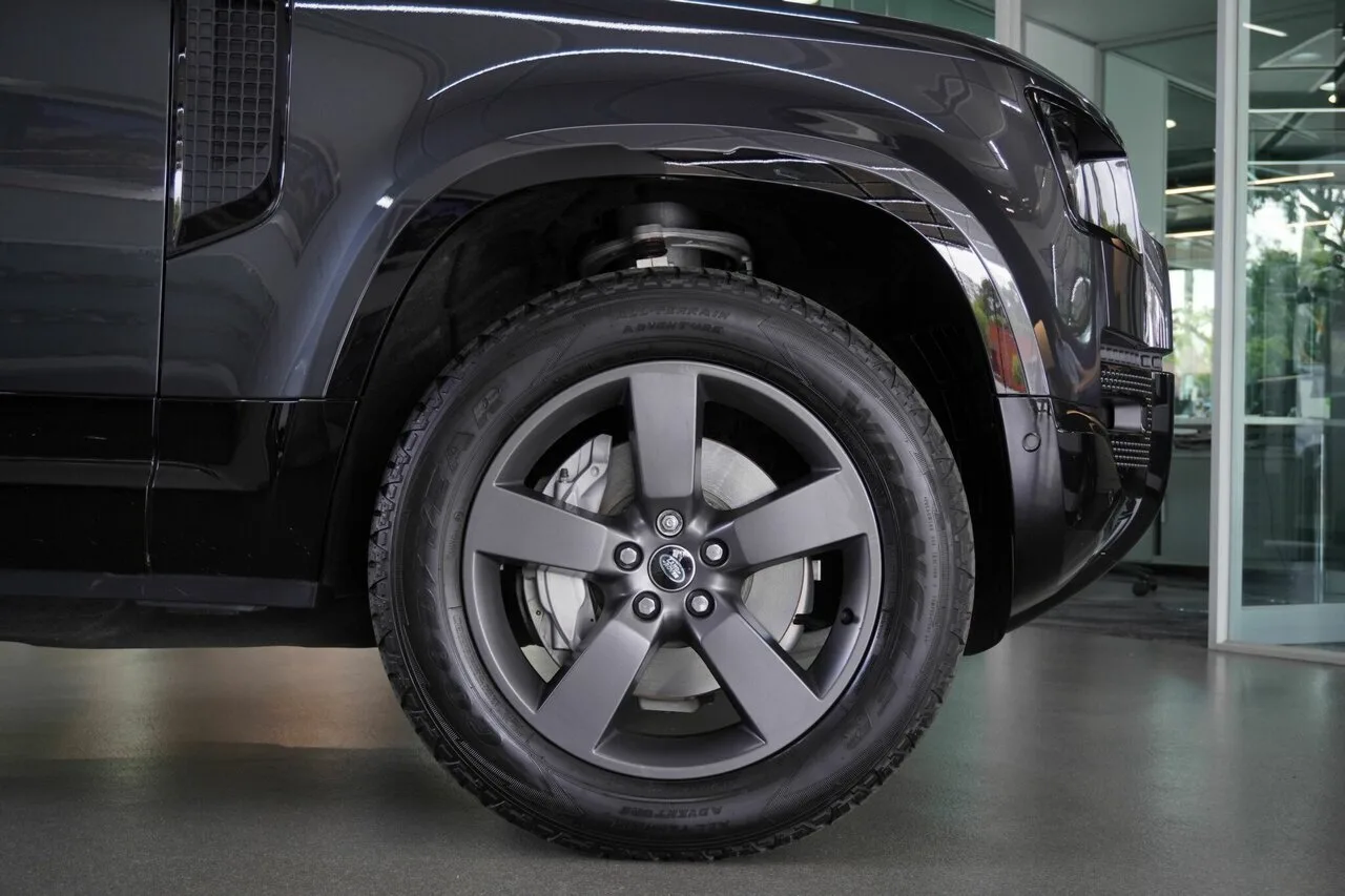 2025 Land Rover Defender 110 P400 AWD X-Dynamic HSE L663 25.5MY, photo 16
