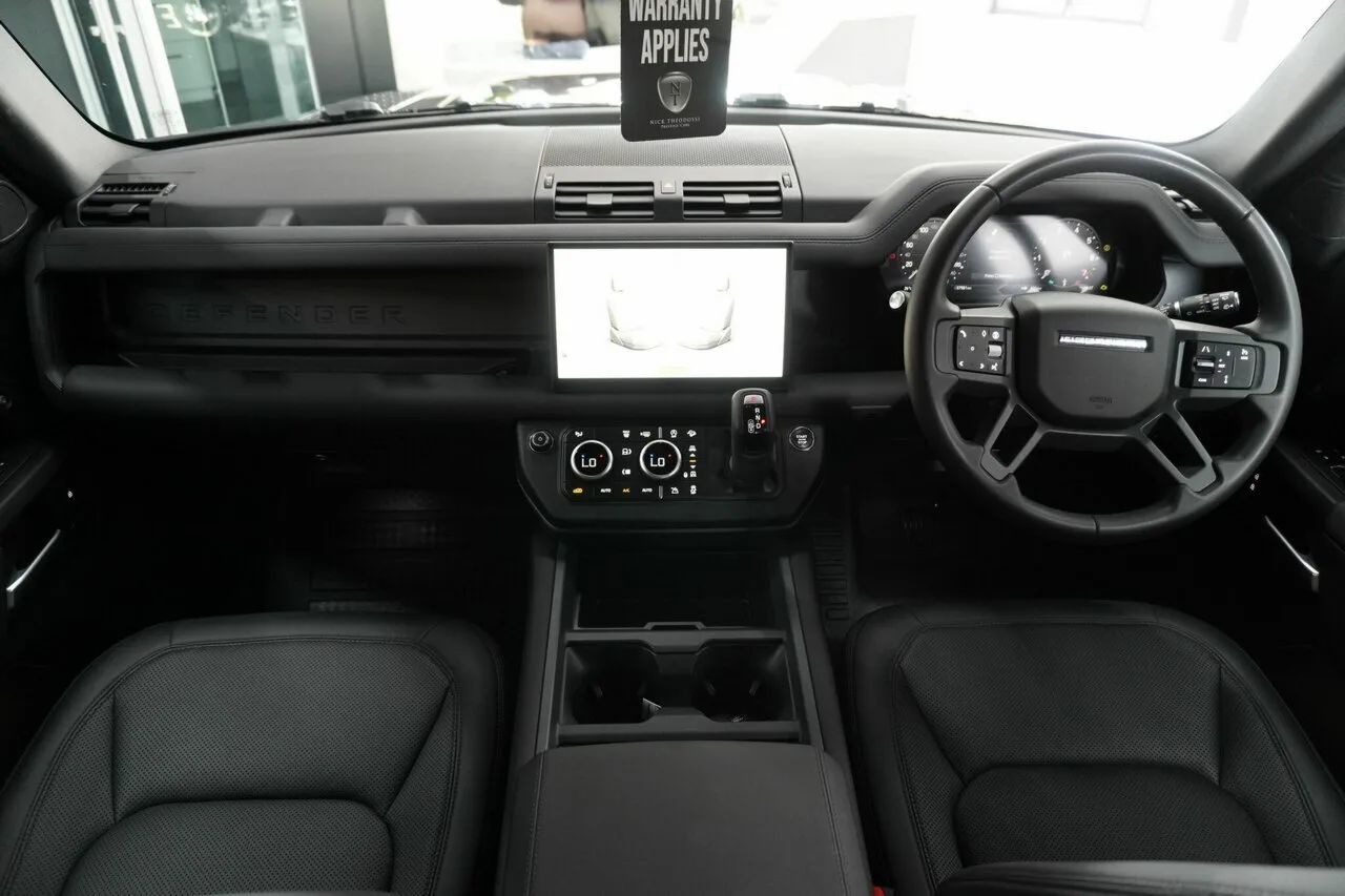2025 Land Rover Defender 110 P400 AWD X-Dynamic HSE L663 25.5MY, photo 19
