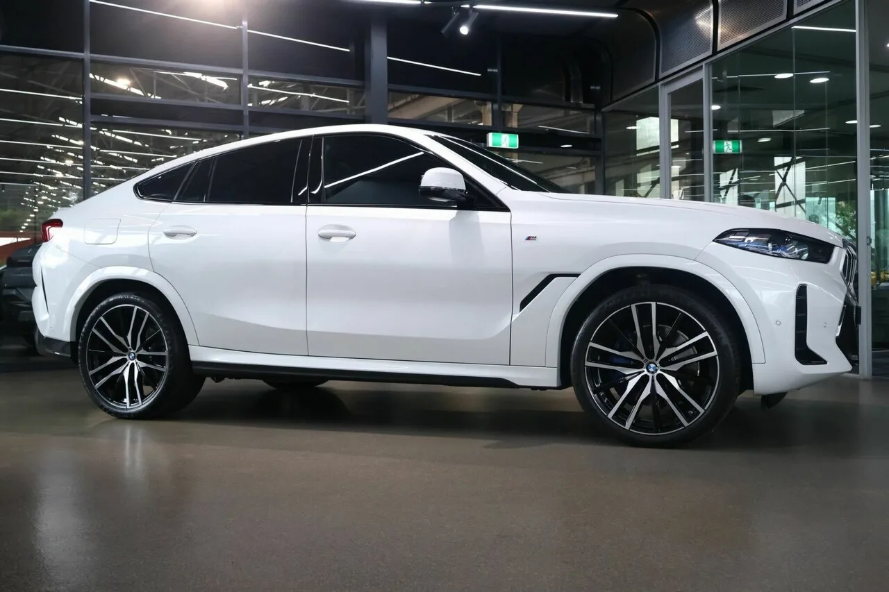 2025 BMW X6 xDrive40i Coupe Steptronic M Sport G06 LCI, photo 4