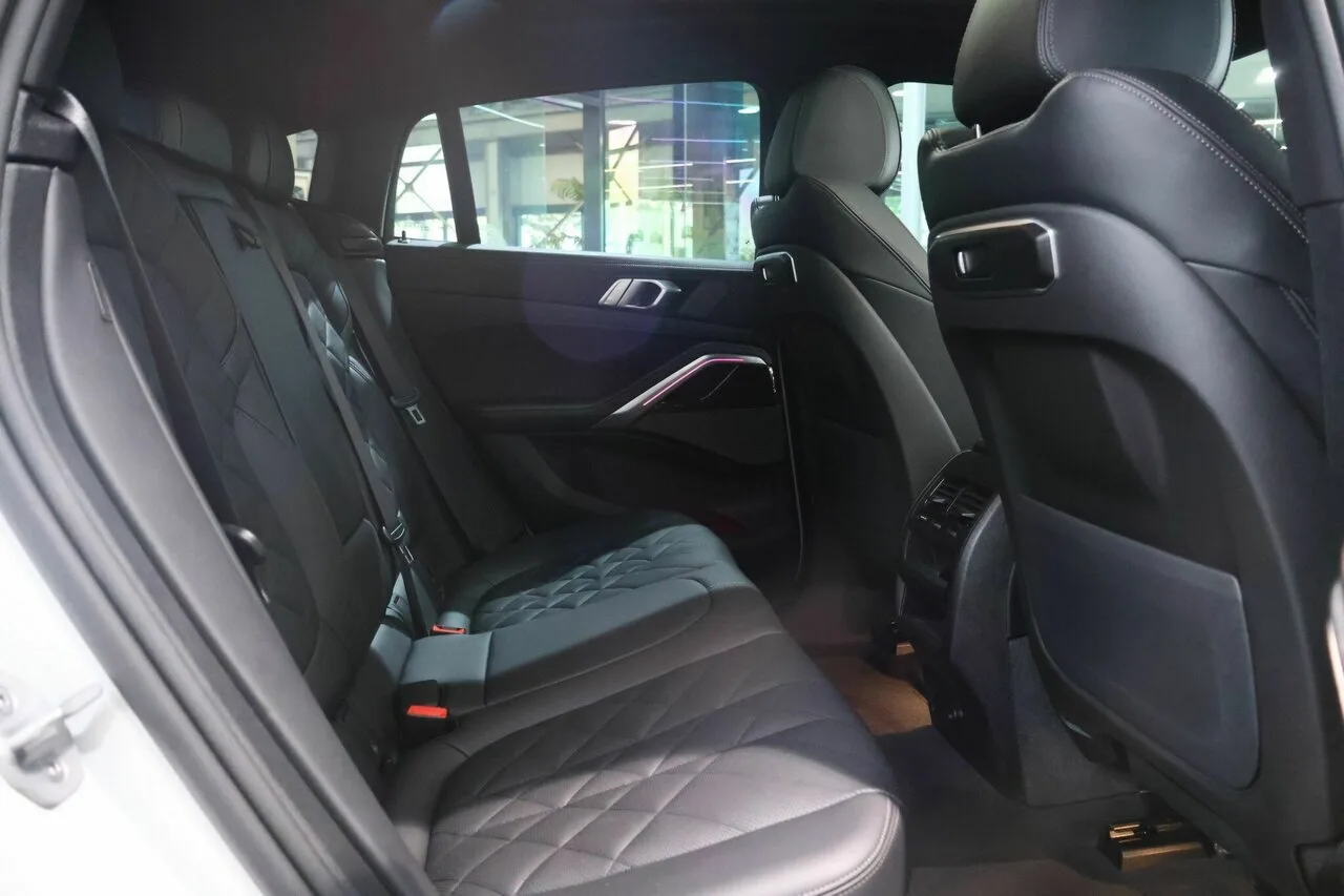 2025 BMW X6 xDrive40i Coupe Steptronic M Sport G06 LCI, photo 9