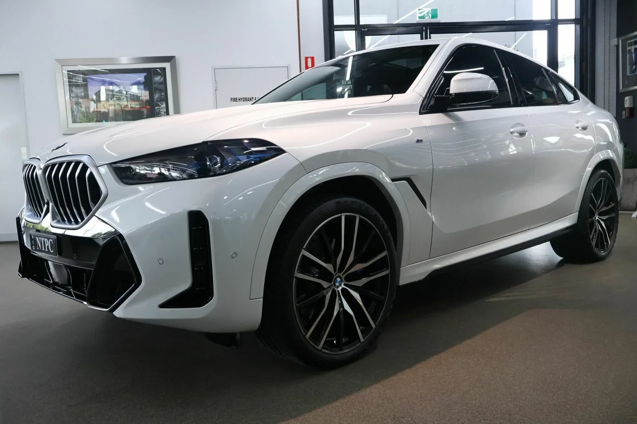 2025 BMW X6 xDrive40i Coupe Steptronic M Sport G06 LCI, photo 16