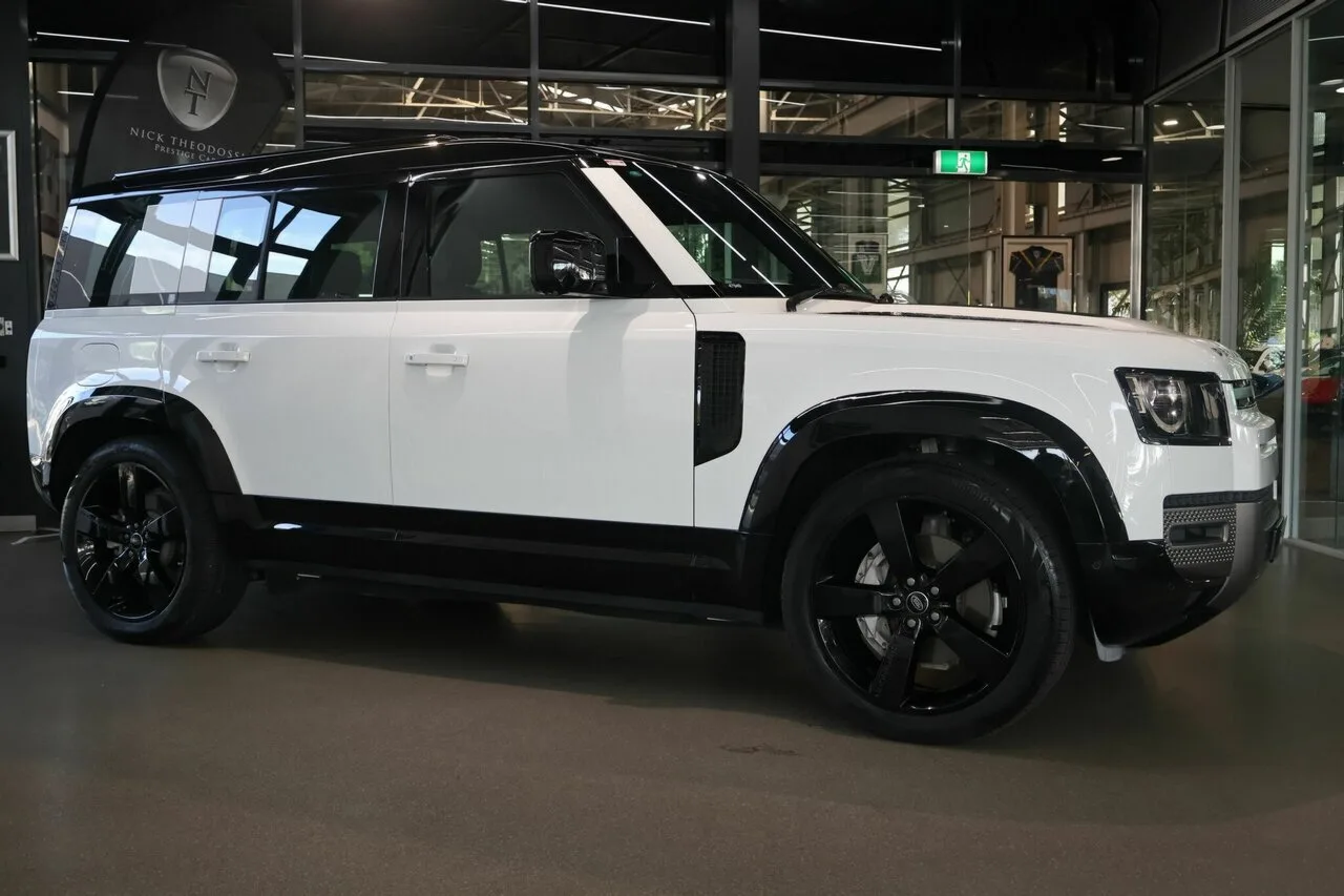 2024 Land Rover Defender 110 D350 AWD X-Dynamic SE L663 25MY, photo 4