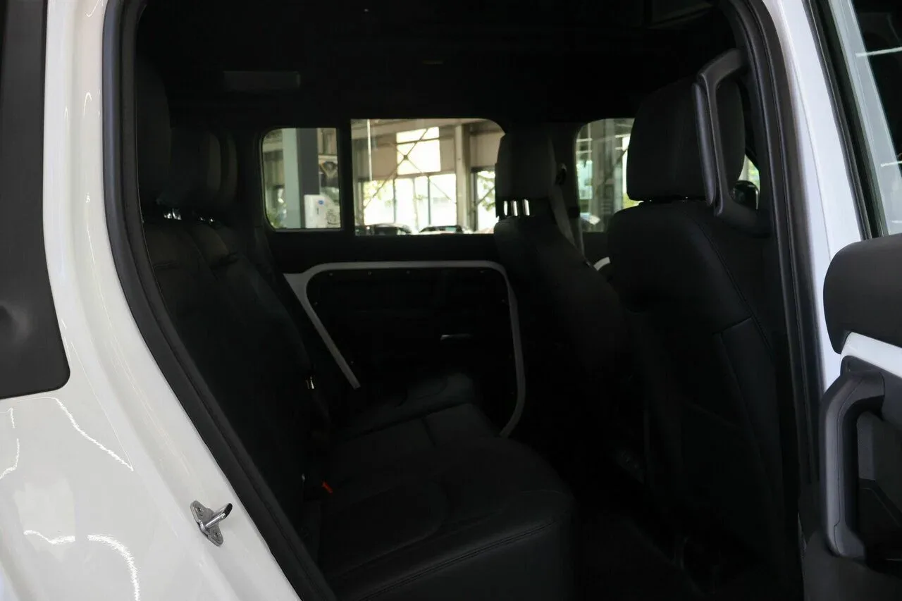 2024 Land Rover Defender 110 D350 AWD X-Dynamic SE L663 25MY, photo 7