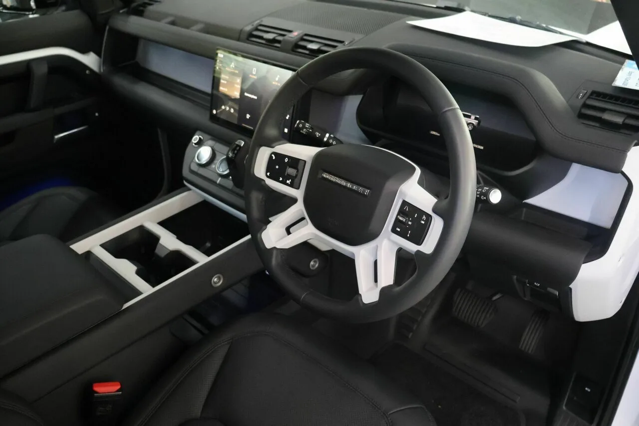 2024 Land Rover Defender 110 D350 AWD X-Dynamic SE L663 25MY, photo 16
