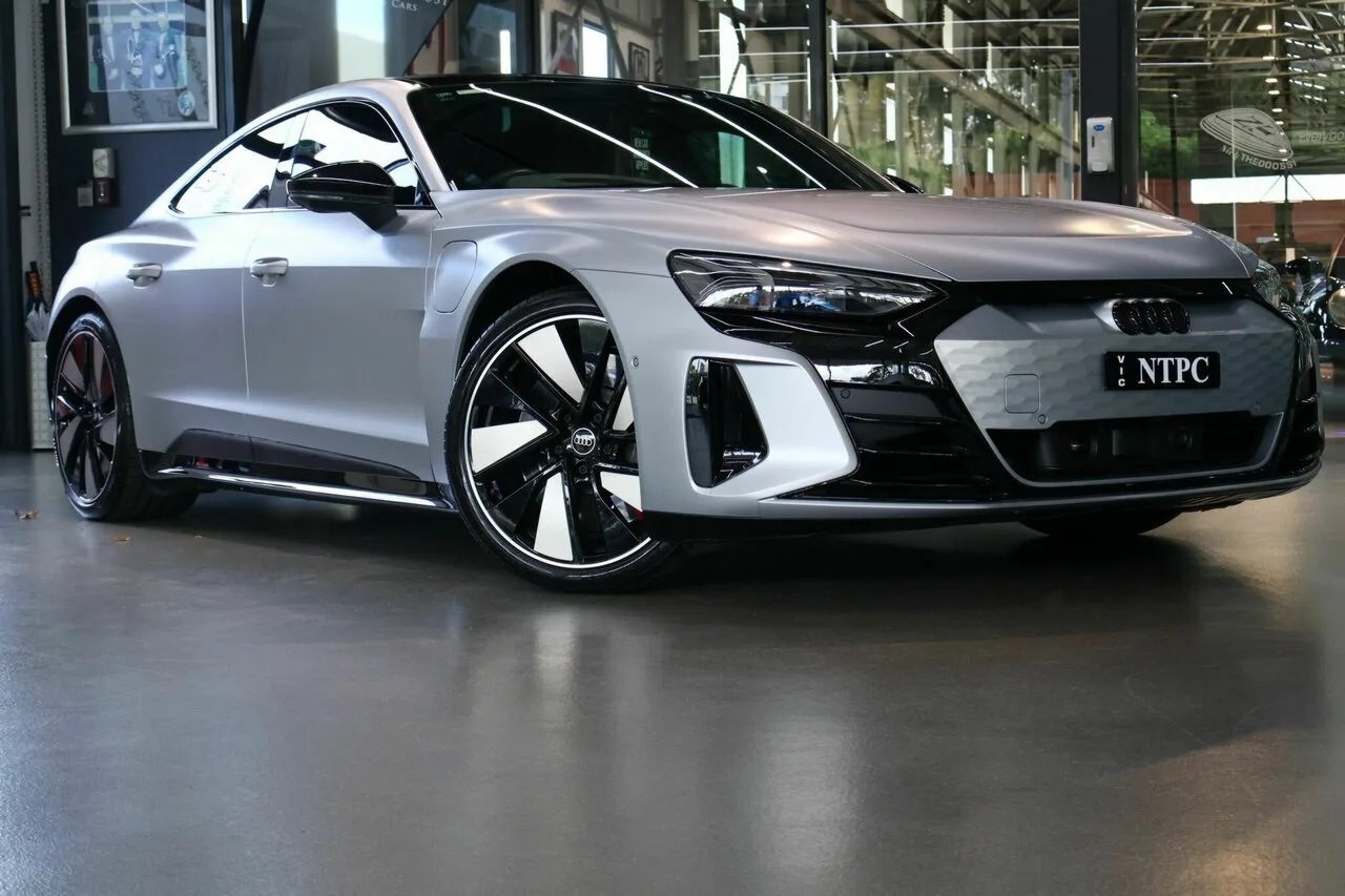 2023 Audi RS e-tron GT e-quattro F83 MY23, photo 1