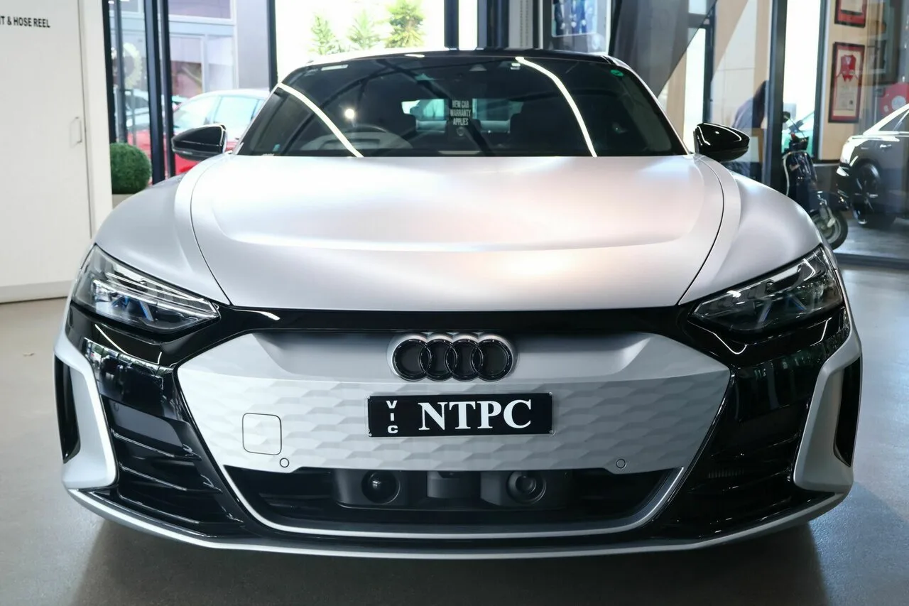 2023 Audi RS e-tron GT e-quattro F83 MY23, photo 21