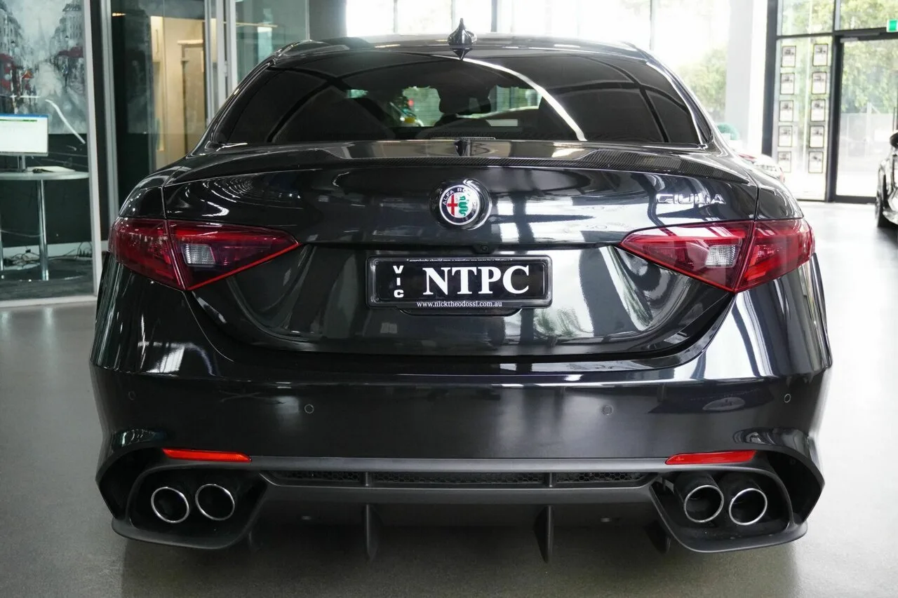 2023 Alfa Romeo Giulia Quadrifoglio Series 4 MY23, photo 8