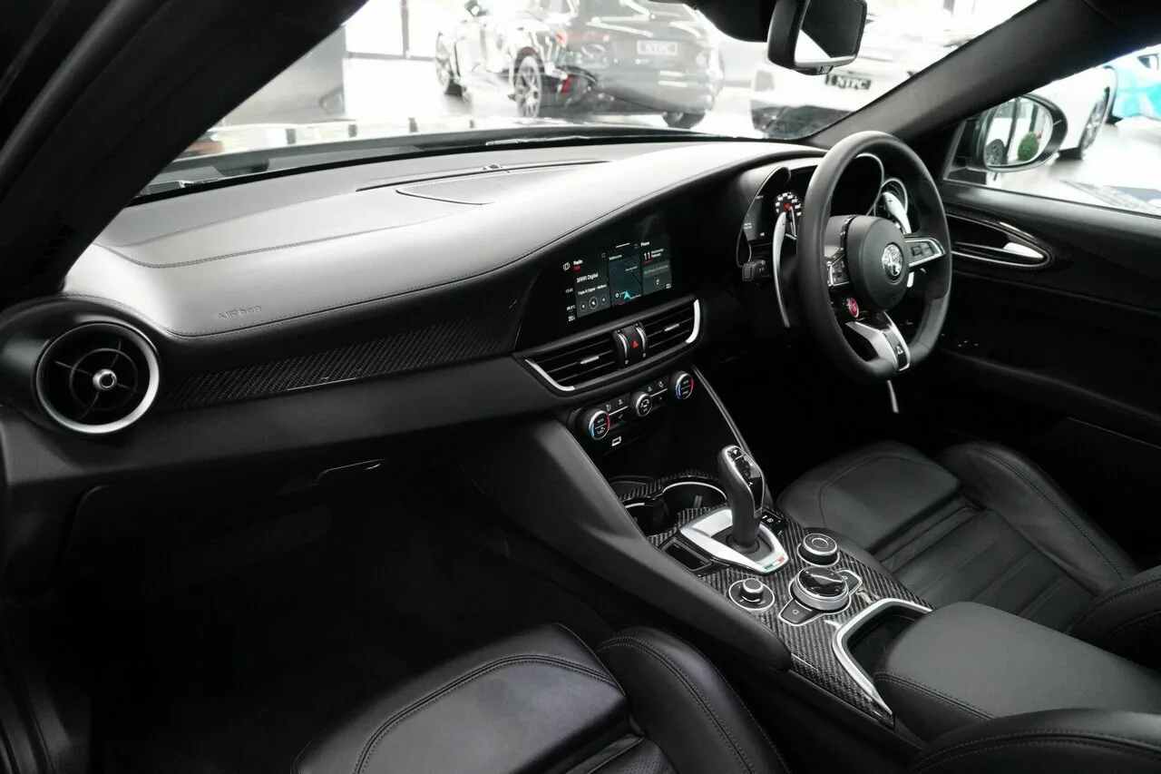 2023 Alfa Romeo Giulia Quadrifoglio Series 4 MY23, photo 12