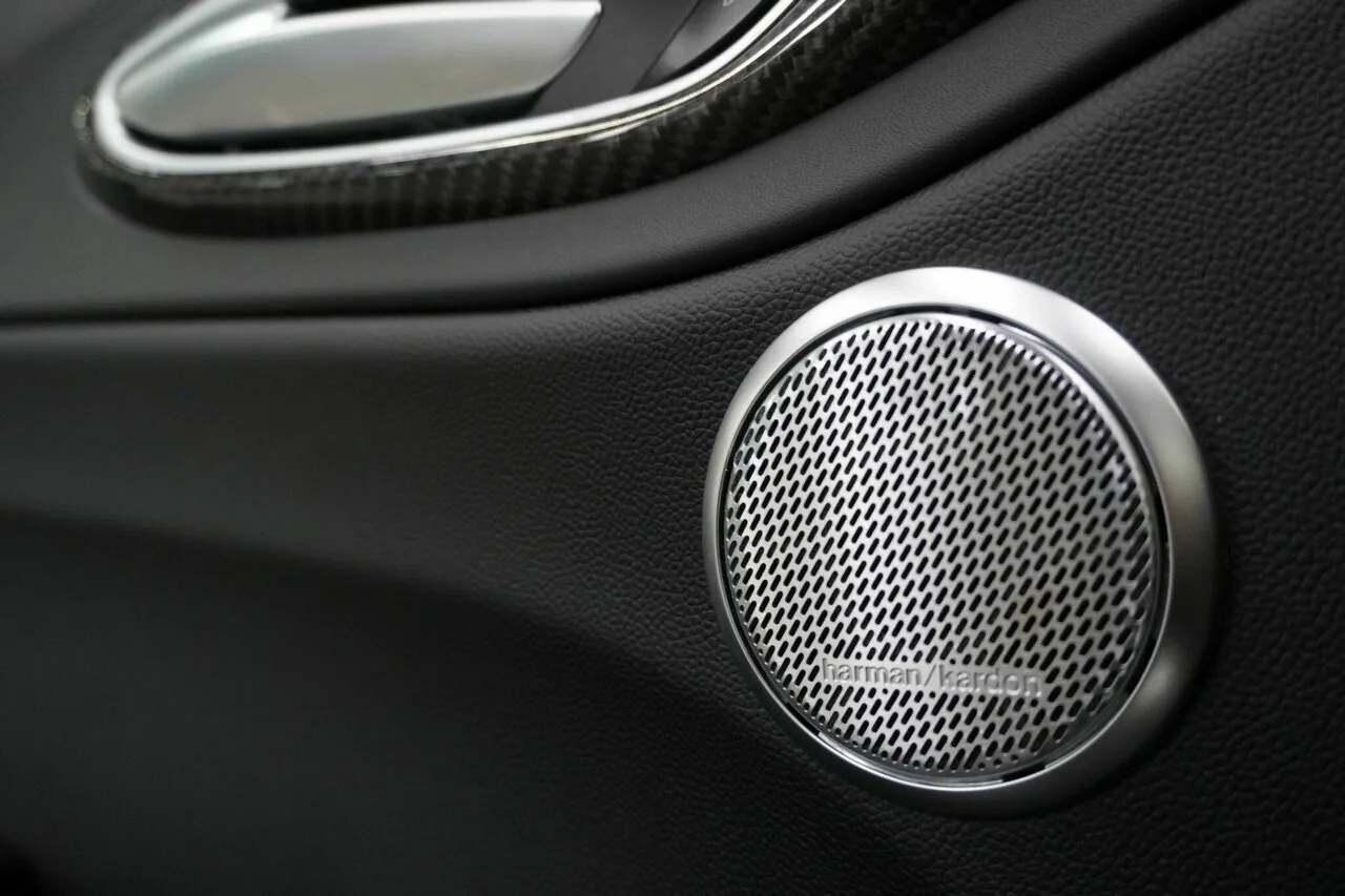 2023 Alfa Romeo Giulia Quadrifoglio Series 4 MY23, photo 14