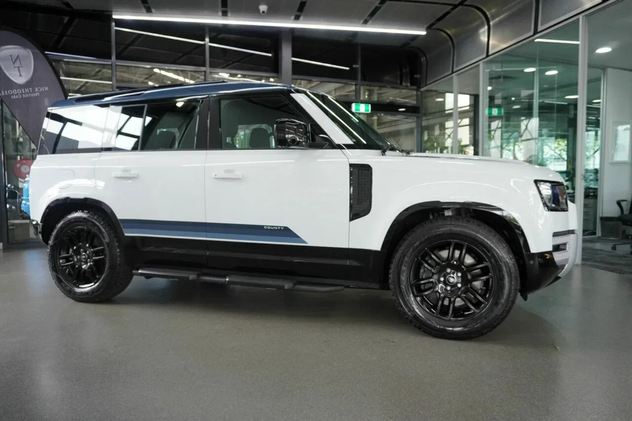 2025 Land Rover Defender 110 D250 AWD S L663 25.5MY, photo 4