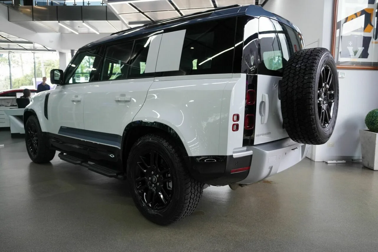 2025 Land Rover Defender 110 D250 AWD S L663 25.5MY, photo 11