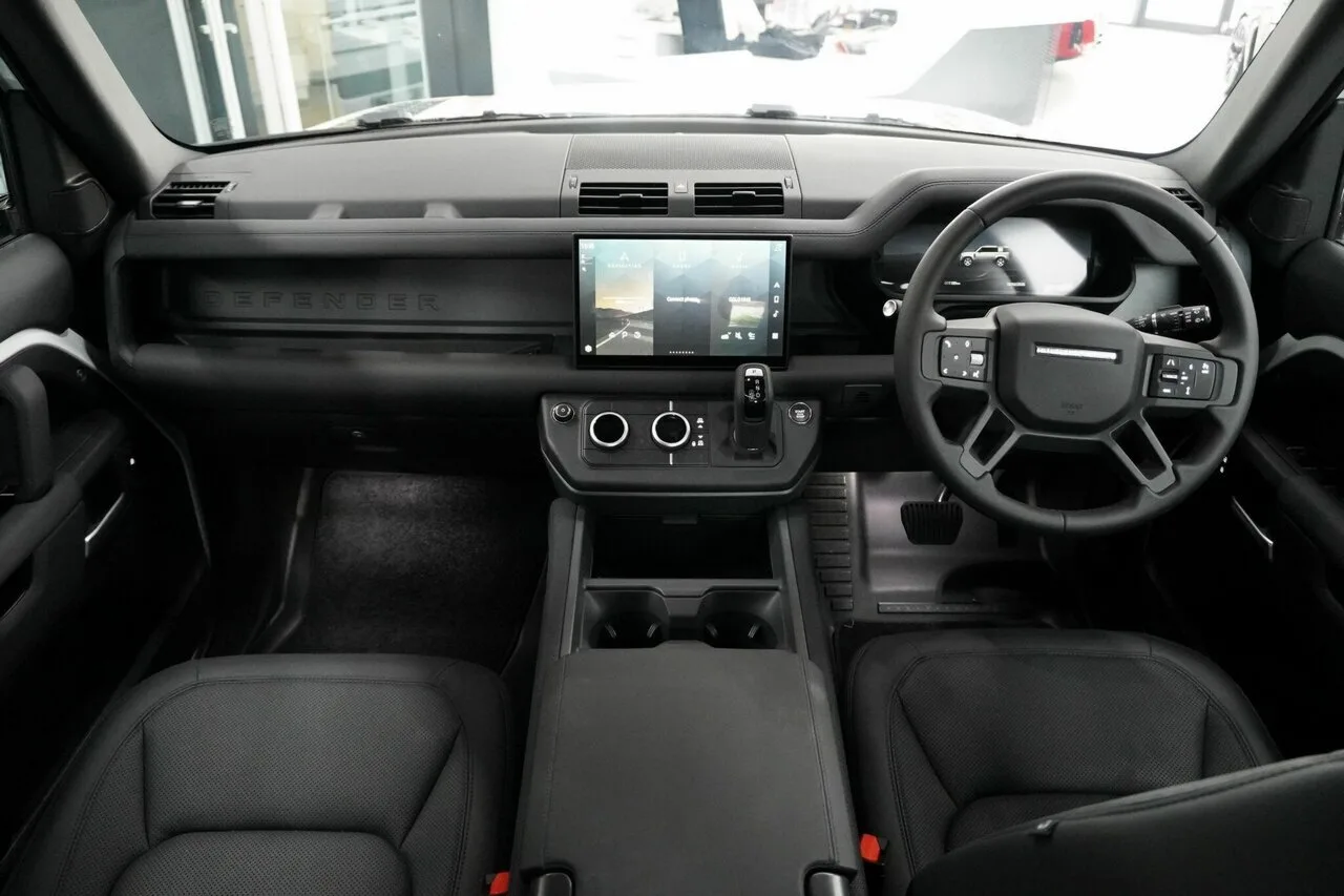 2025 Land Rover Defender 110 D250 AWD S L663 25.5MY, photo 12