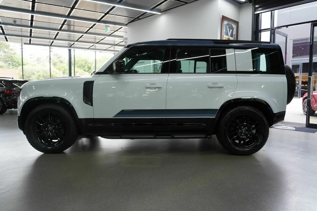 2025 Land Rover Defender 110 D250 AWD S L663 25.5MY, photo 13