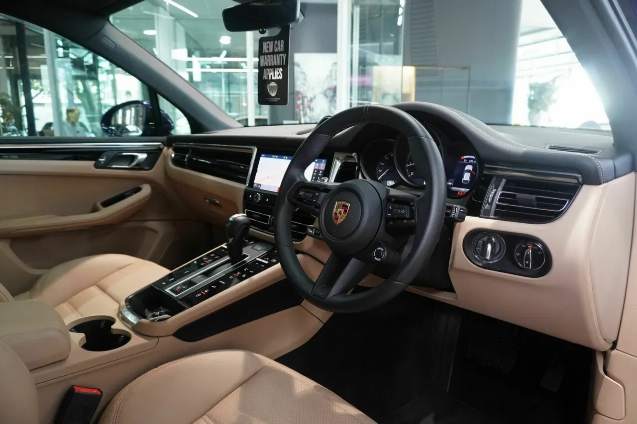 2024 Porsche Macan T PDK AWD 95B MY24, photo 3