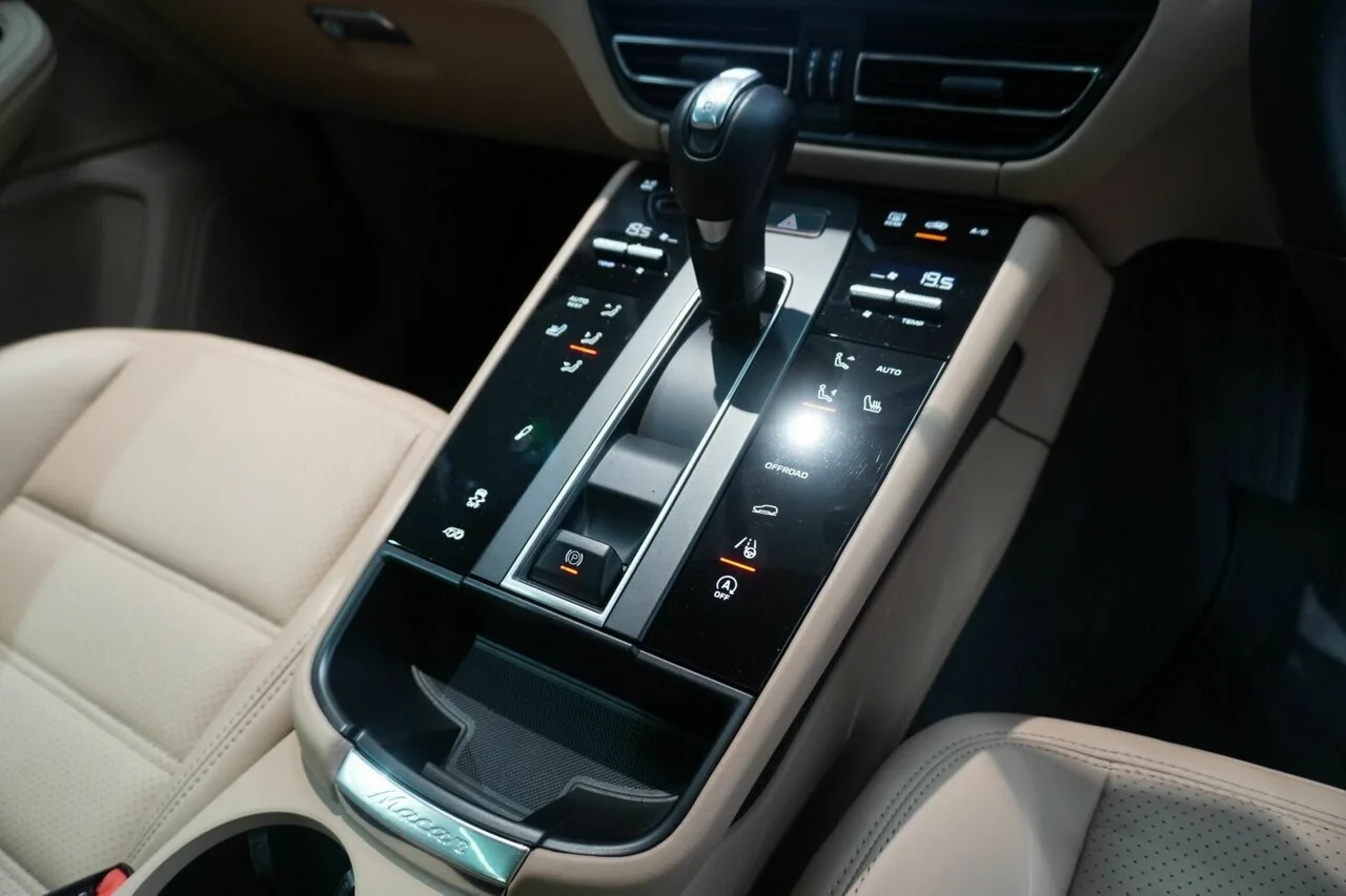 2024 Porsche Macan T PDK AWD 95B MY24, photo 5