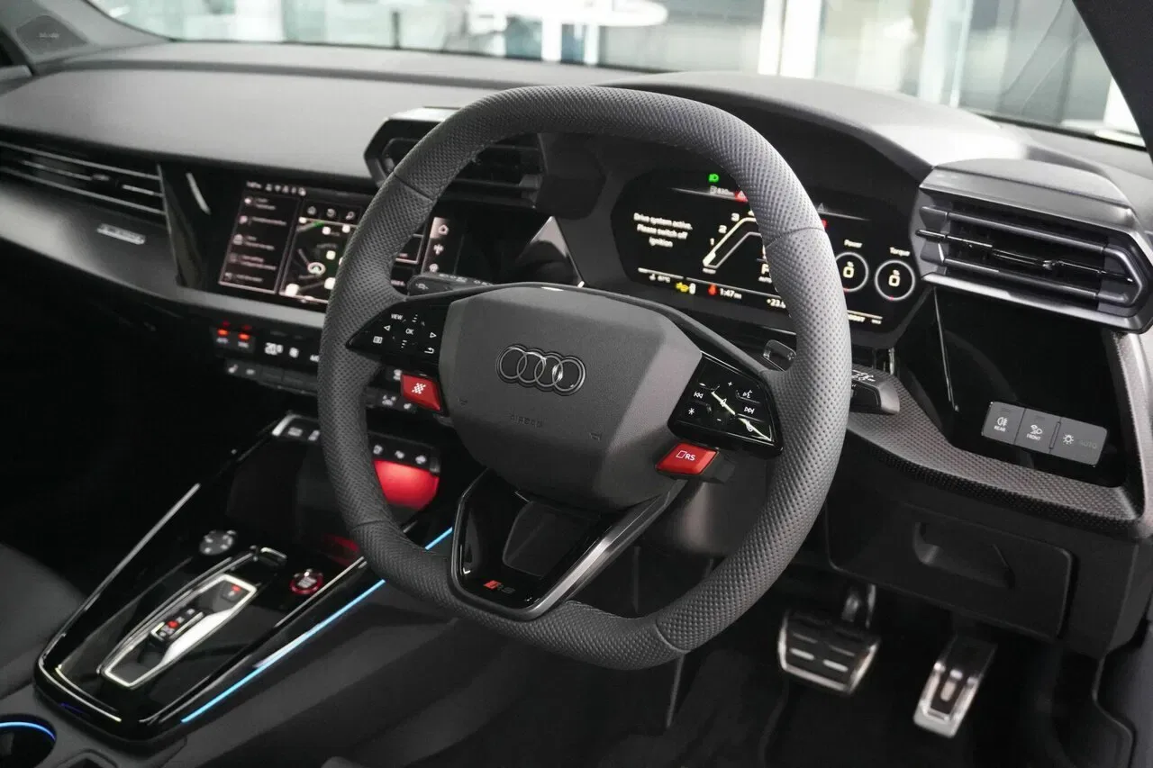 2025 Audi RS3 3 Sportback S Tronic Quattro 8Y GY MY26, photo 3