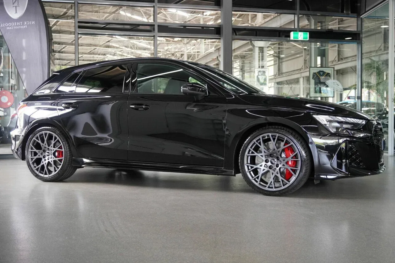 2025 Audi RS3 3 Sportback S Tronic Quattro 8Y GY MY26, photo 4
