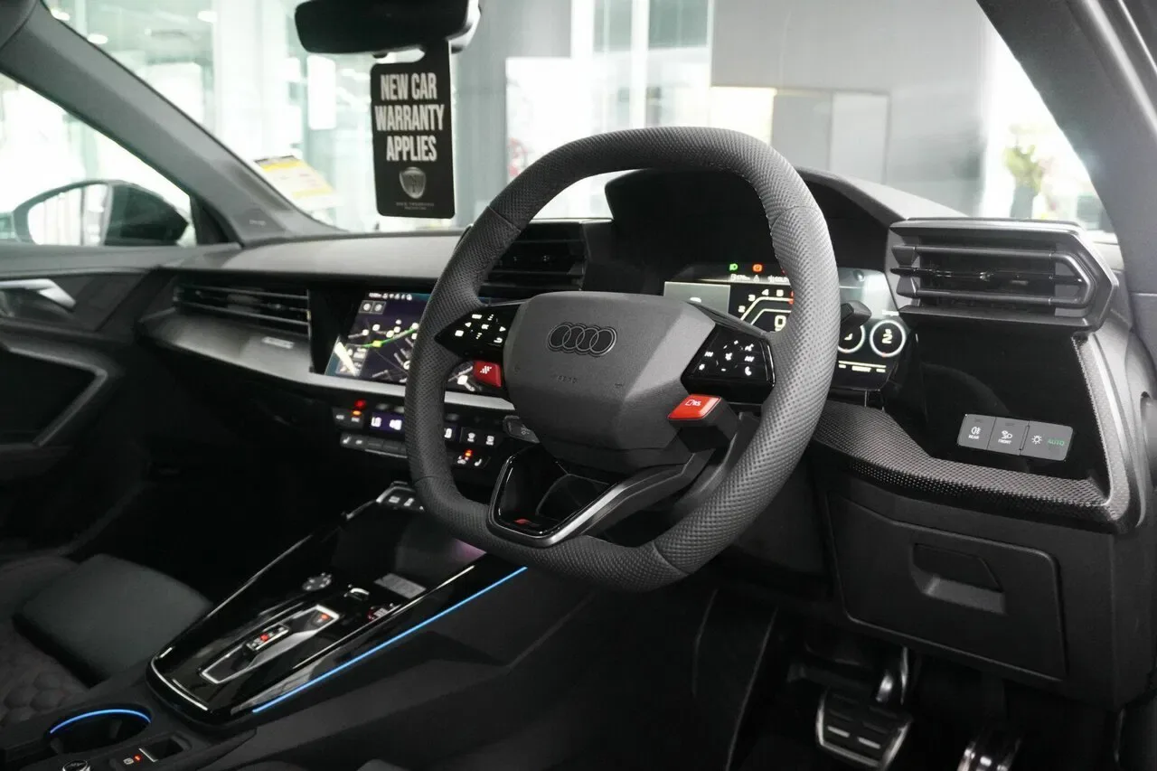 2025 Audi RS3 3 S Tronic Quattro 8Y GY MY26, photo 3