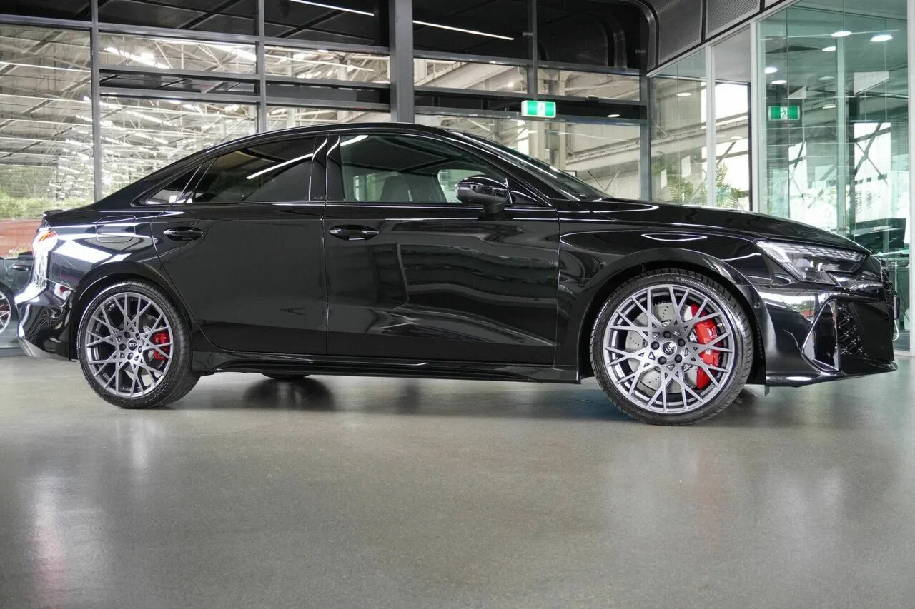 2025 Audi RS3 3 S Tronic Quattro 8Y GY MY26, photo 4