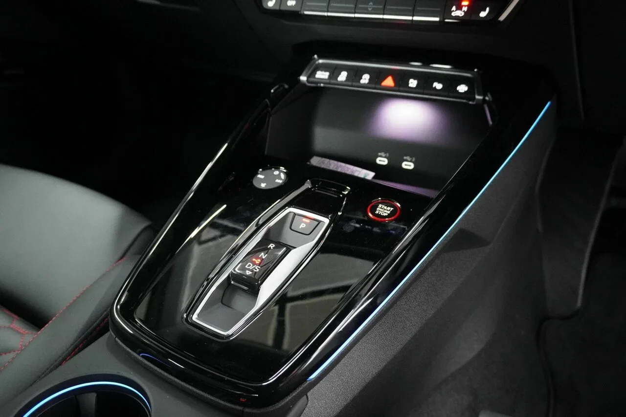 2025 Audi RS3 3 S Tronic Quattro 8Y GY MY26, photo 7