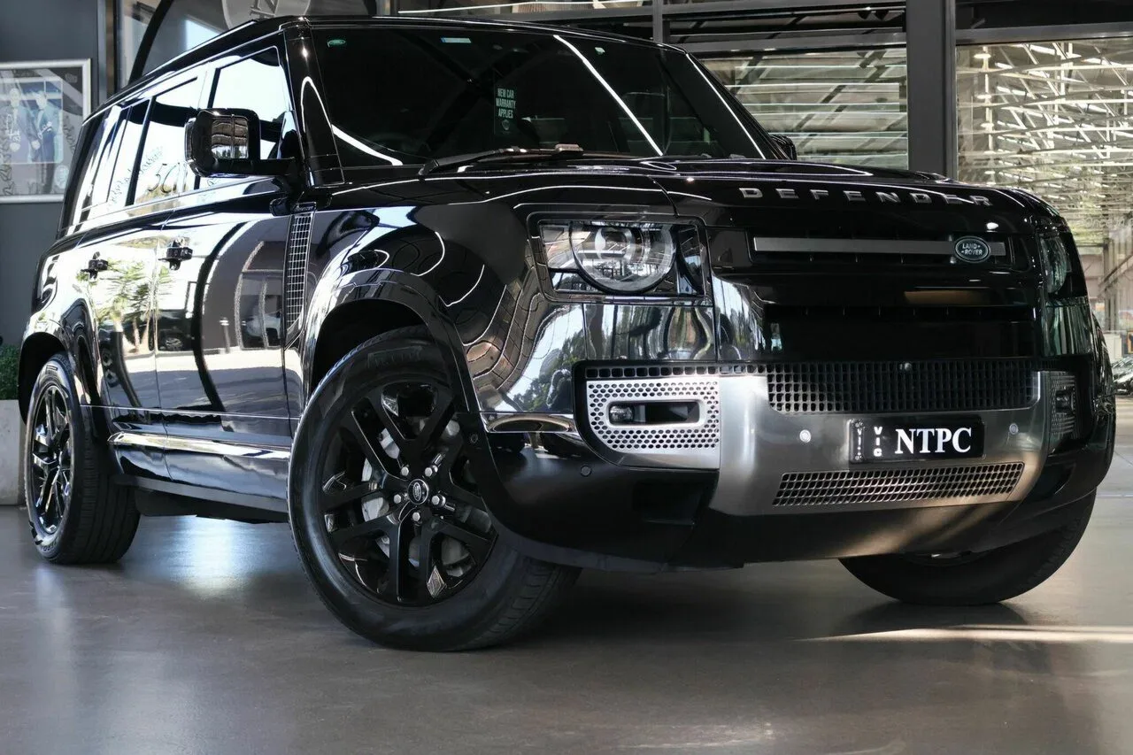 2023 Land Rover Defender SE L663 23.5MY, photo 1