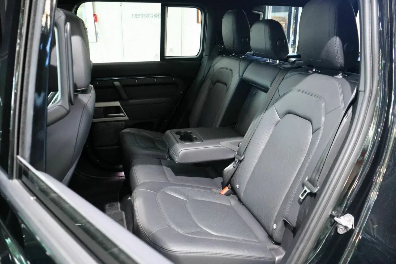 2023 Land Rover Defender SE L663 23.5MY, photo 12