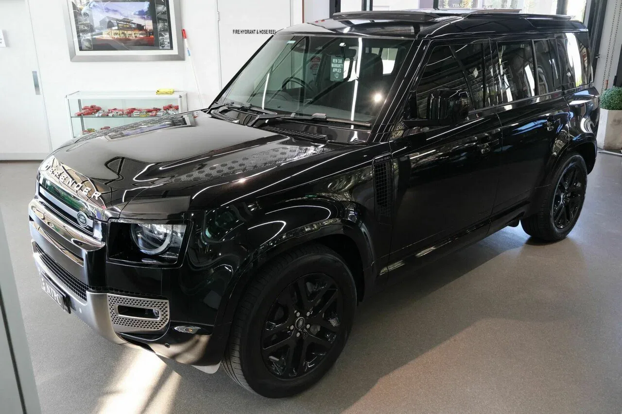 2023 Land Rover Defender SE L663 23.5MY, photo 15