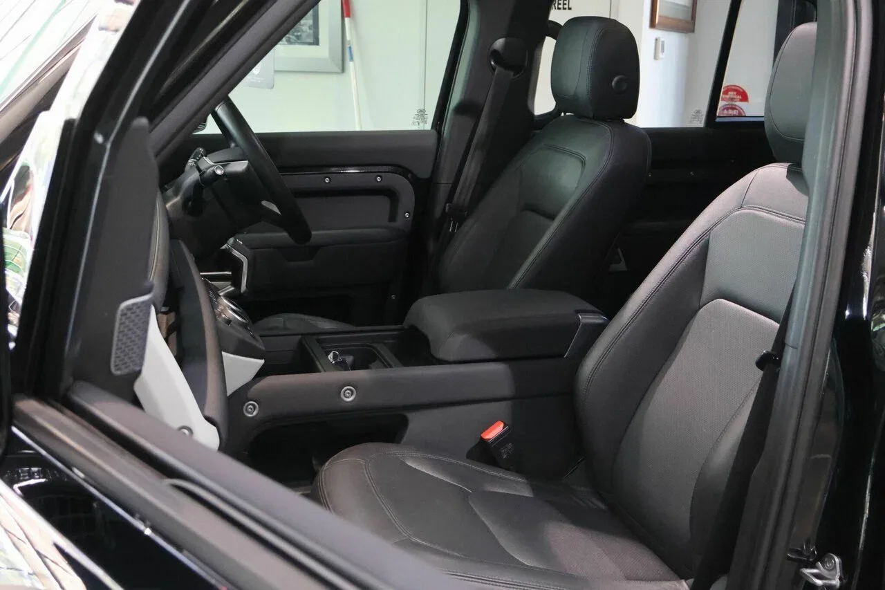 2023 Land Rover Defender SE L663 23.5MY, photo 18