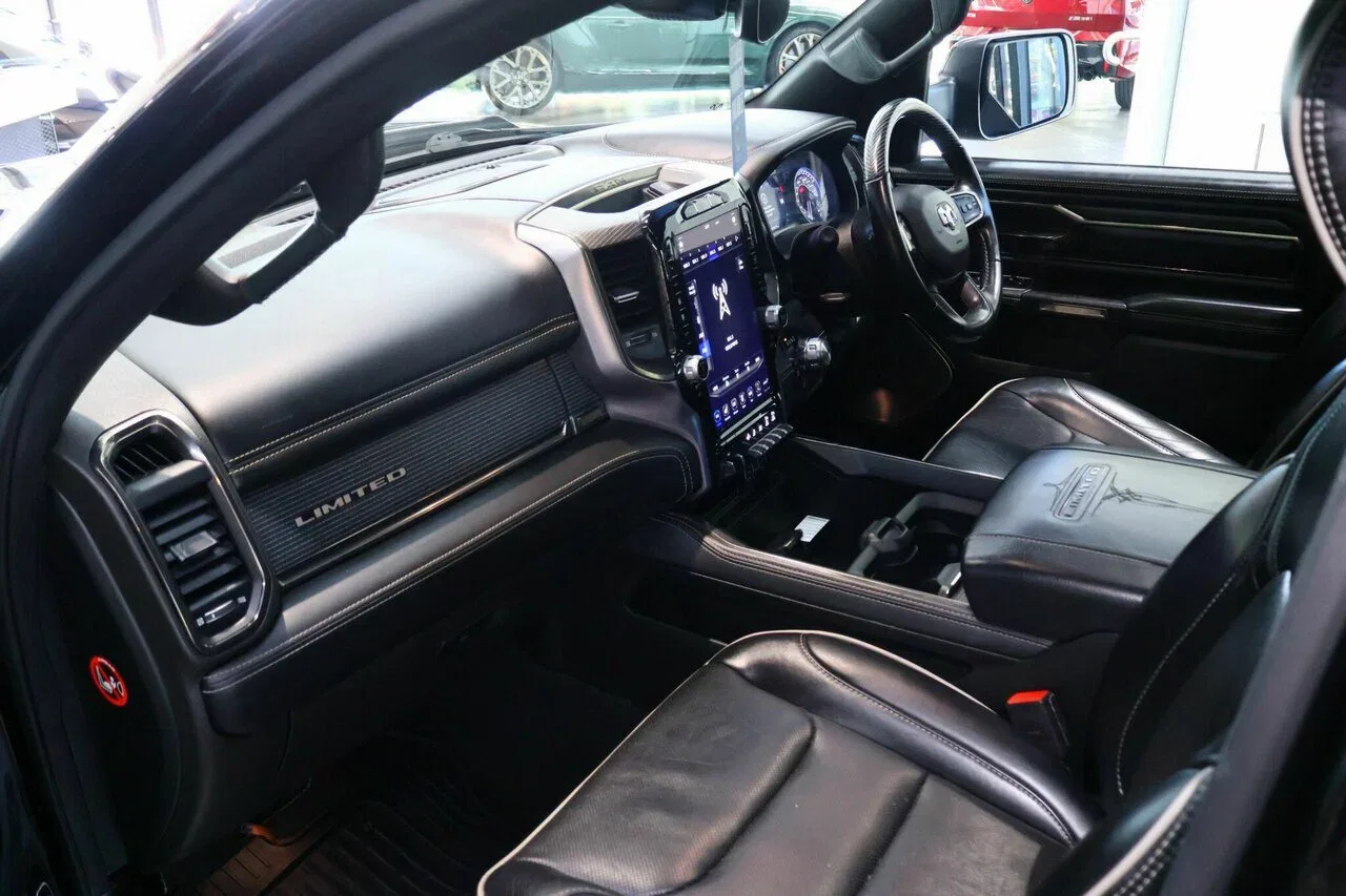 2021 RAM 1500 Limited Crew Cab SWB RamBox DT MY22, photo 14